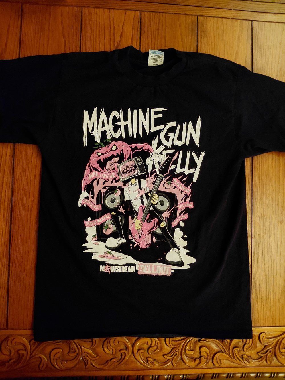 Pure Collection Black Short-Sleeve Tee with Pink Graphic